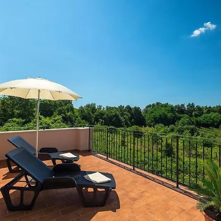 Holiday home Milka Veli Turini