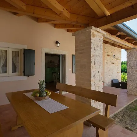 Milka Holiday home Veli Turini